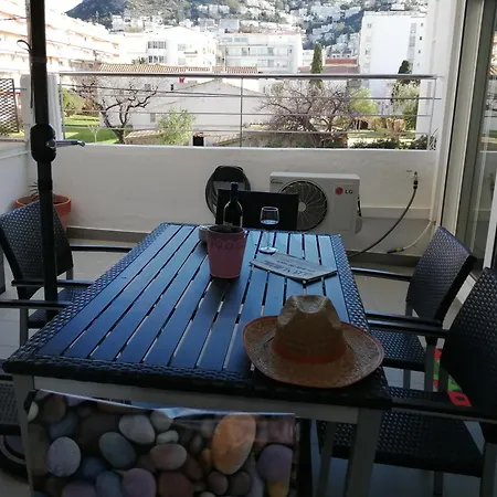 Oller Centro Apartmán *