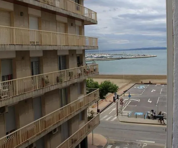 Oller Centro Apartmán Roses